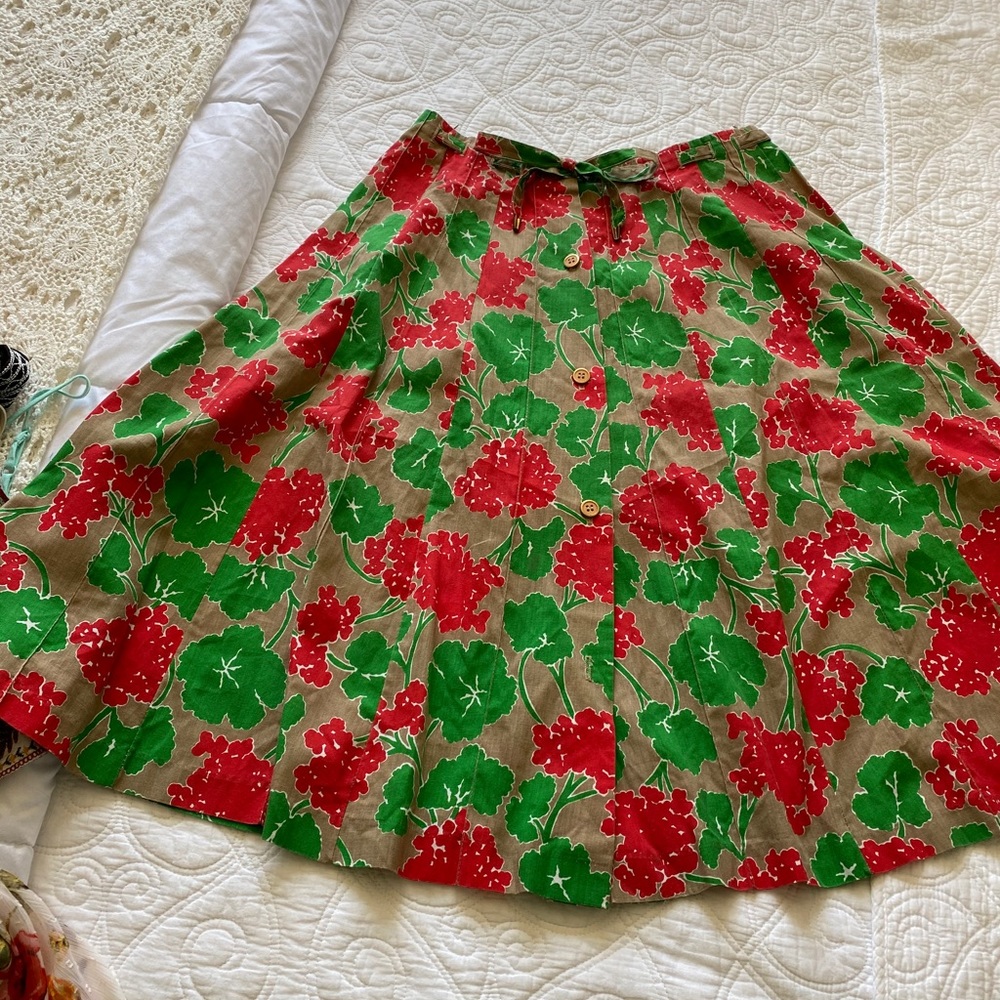 Vintage floral skirt